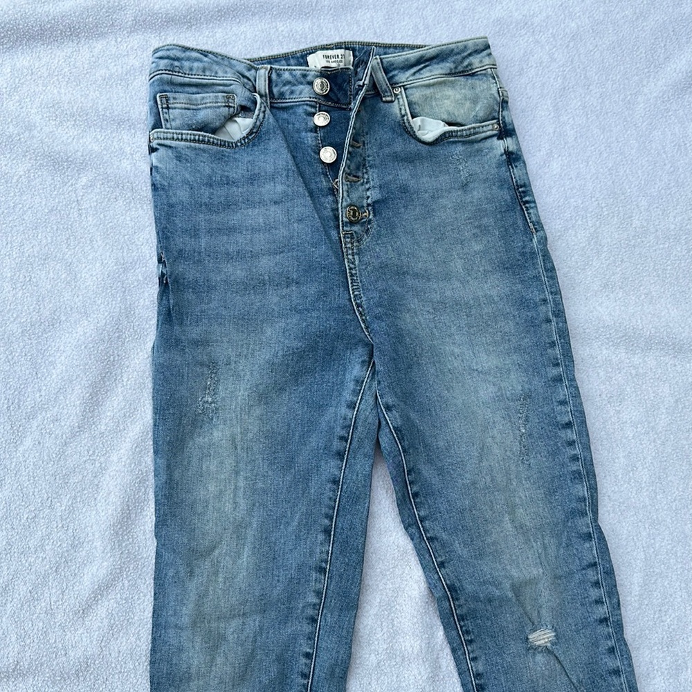 Women's high waisted jeans